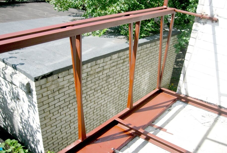 Вынос балкона по основанию
