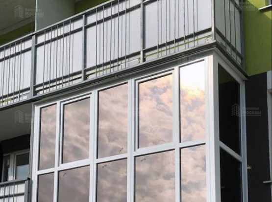  Французское остекление балкона с тонировкой «Панорамный балкон»