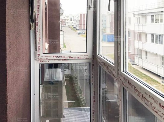 Французское остекление с тонировкой нижнего яруса