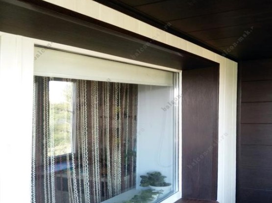 Практичный вариант утепления балкона 3.2 х 0.7 с обшивкой ПВХ панелями