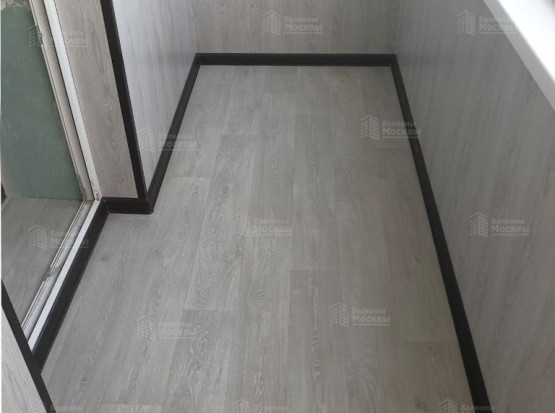 Внутренняя отделка балкона под ключ. Фото № 15