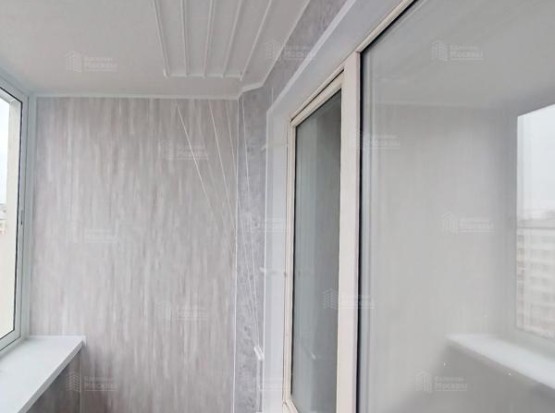 Раздвижное остекление балкона Provedal | Защита от пыли, шума и сквозняков