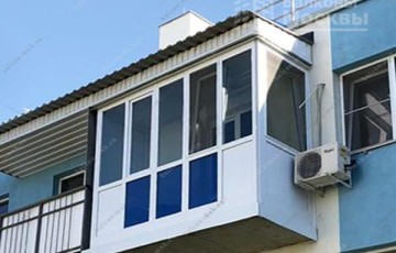 Панорамное остекление балкона  П-образ. 3.2х0.8. Француз с тонировкой.