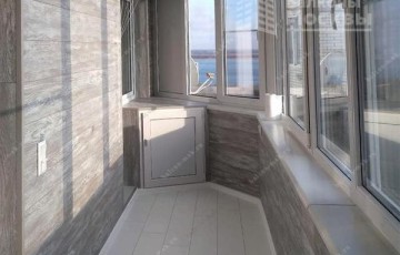 Отделка балкона 4.0х1.2 м ламинатом под ключ