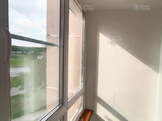 Заказать остекление лоджии в Москве