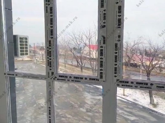 Отделка лоджии гипсовой плиткой