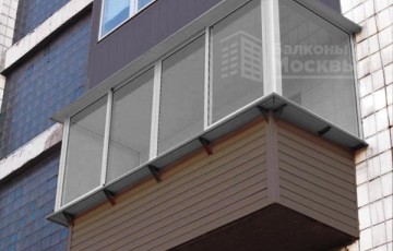 Эконом вариант остекления балкона с выносом