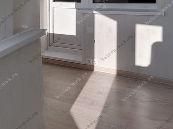 Как застеклить балкон в доме П‑44Т: лодочка, сапожок и разумный бюджет в Москве. Фото № 19