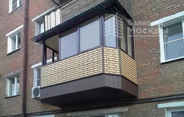 Раздвижное остекление балкона Slidors с выносом по плите