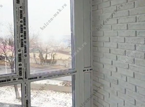 Отделка лоджии гипсовой плиткой