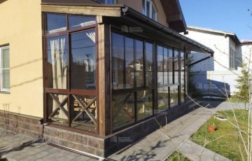  Полутеплое остекление веранды