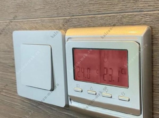 Отделка балкона панелями МДФ