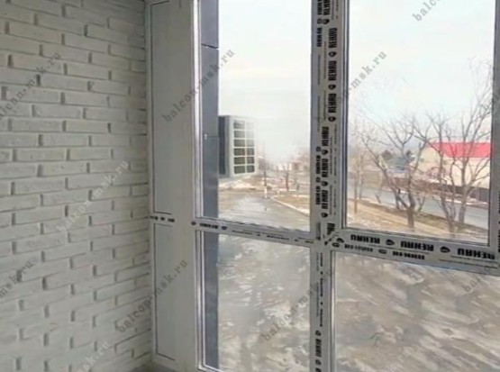 Отделка лоджии гипсовой плиткой