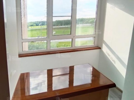 Заказать остекление лоджии в Москве