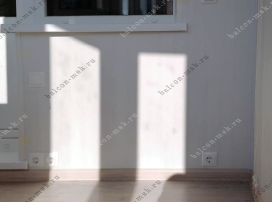 Как застеклить балкон в доме П‑44Т: лодочка, сапожок и разумный бюджет в Москве. Фото № 21