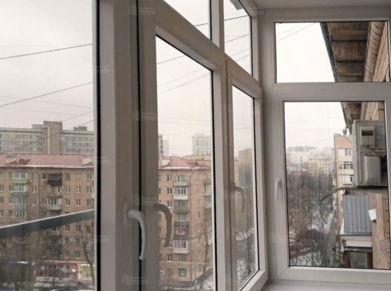 Как сделать балкон в сталинке удобным и красивым: остекление без ошибок. Фото № 5