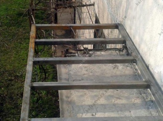 Застеклить балкон в Москве стоимость под ключ