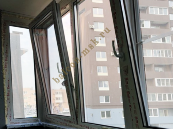 Остекление лоджии 2,86х0,32 м пластиковыми окнами KBE