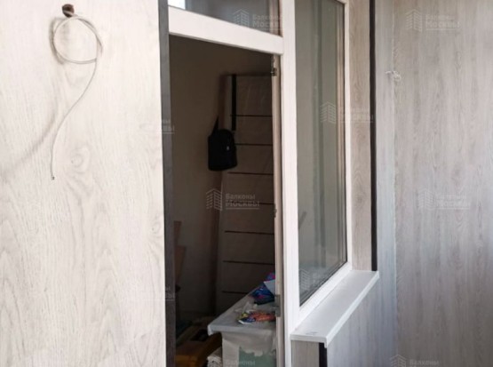 Как недорого и надежно оформить балкон в хрущевке: остекление под ключ без лишних хлопот. Фото № 9