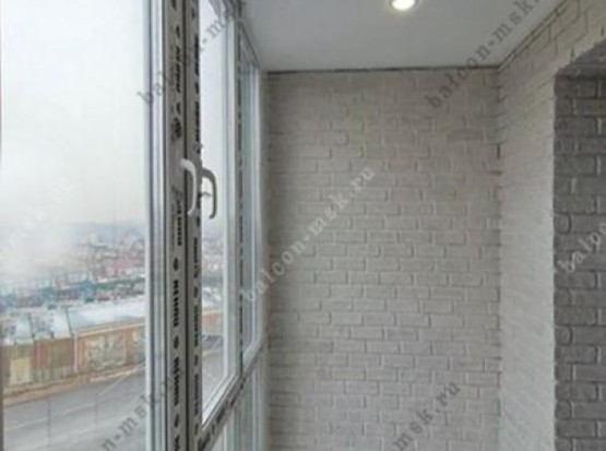 Отделка лоджии гипсовой плиткой