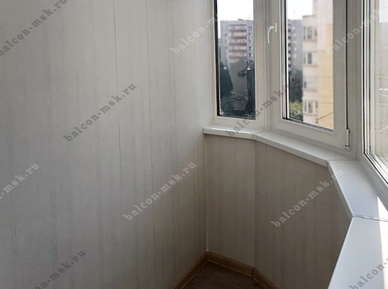 Как застеклить балкон в доме П‑44Т: лодочка, сапожок и разумный бюджет в Москве. Фото № 25