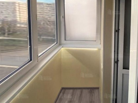 Утепление балкон «под ключ» с отделкой ПВХ-панелями: уют без забот и лишних трат