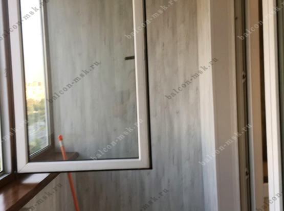 Как застеклить балкон в доме П‑44Т: лодочка, сапожок и разумный бюджет в Москве. Фото № 10