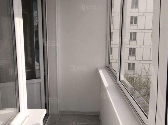 Как недорого и надежно оформить балкон в хрущевке: остекление под ключ без лишних хлопот. Фото № 3