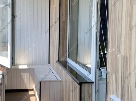 Ремонт лоджии под ключ с отделкой ламинатом