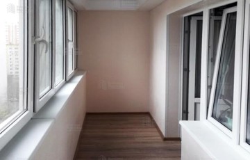 Остекление лоджии 4.0 м с утеплением и внутренней отделкой