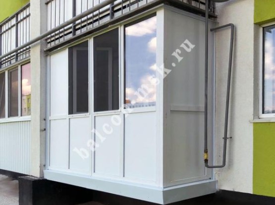 Остекление Г-образного балкона 3.39 х 0.81 м 