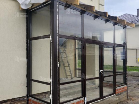 Остекление веранды дома