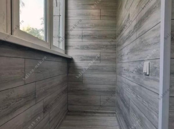 Отделка балкона. Ламинат Отделка балкона. Ламинат