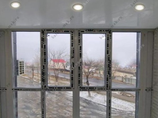 Отделка лоджии гипсовой плиткой