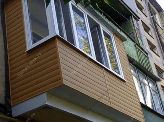 Застеклить балкон в Москве стоимость под ключ