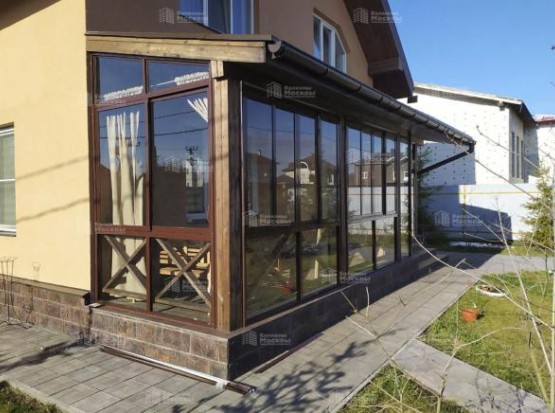  Полутеплое остекление веранды