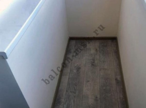 Остекление балкона 3,0х0,7 м с внутренней отделкой ГКЛ