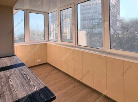 Отделка балкона. Цена совмещения с комнатой