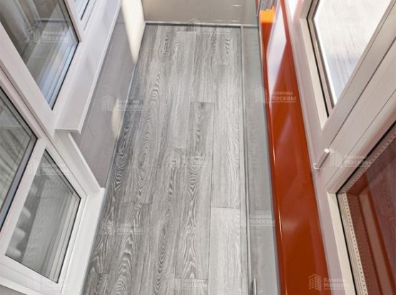 Цена остекления и отделки балкона 3,0 метра