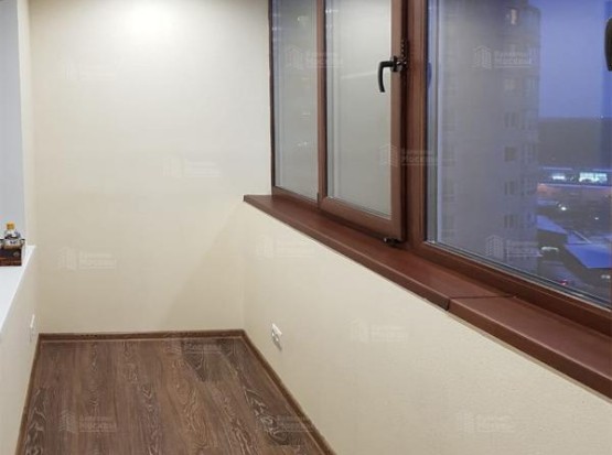 Теплое остекление лоджии с комплексным утеплением и отделкой под ключ