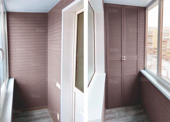 Остекление балкона с отделкой стеновым паркетом